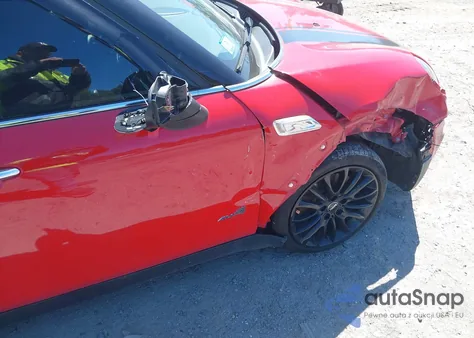 2021 Mini Clubman Cooper S z USA, uszkodzony, nr VIN WMWXJ1C01M2P11985